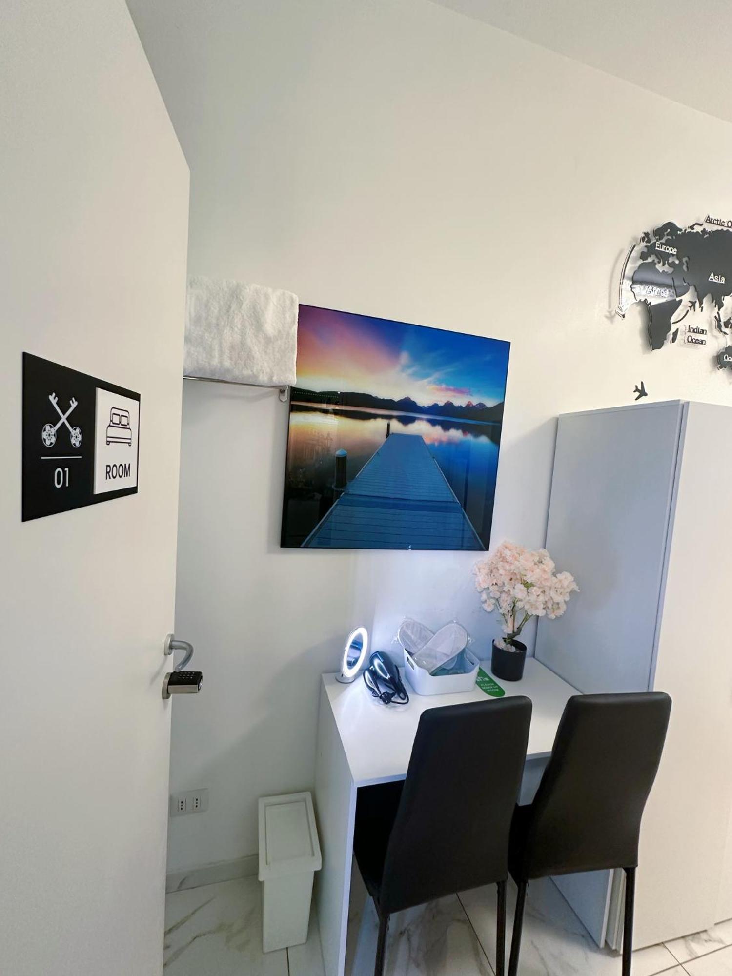 Bed & Breakfast Sakura Milan Exterior photo